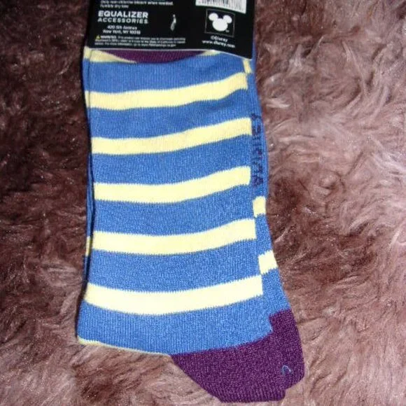 Snow White Socks NWT - Picture 2 of 3